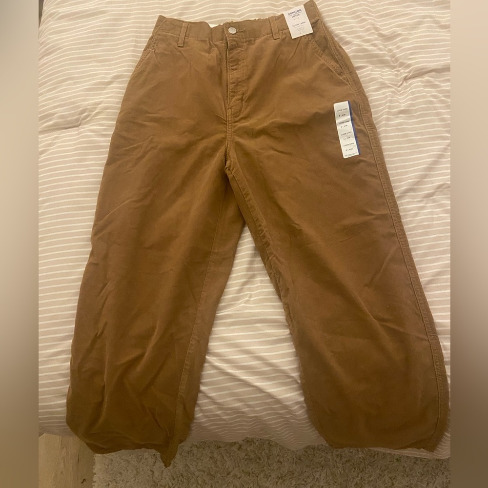 Levi’s casual fit Corduroy high waist pant
